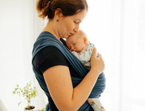 Embracing the Bond: The Joys and Benefits of Babywearing