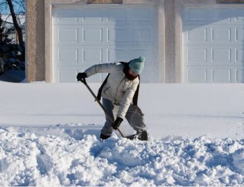 Safe Snow Shoveling Techniques to Prevent Injuries